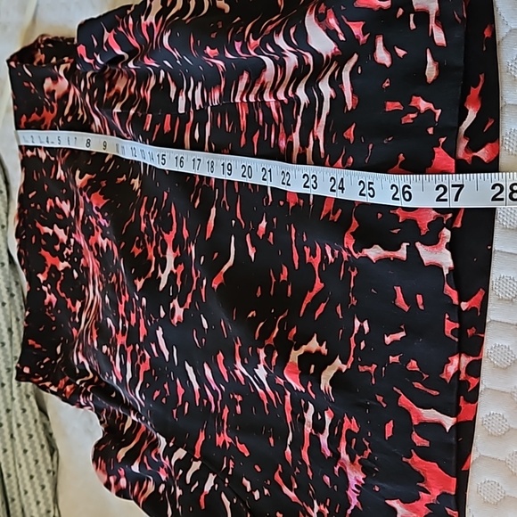 Classiques Entire Red + black SILK sleeveless cowl neck blouse, XL, EUC. - Picture 7 of 14